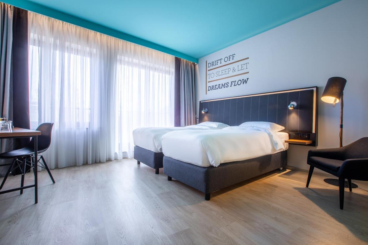 Park By Radisson Bed & Breakfast Poznań